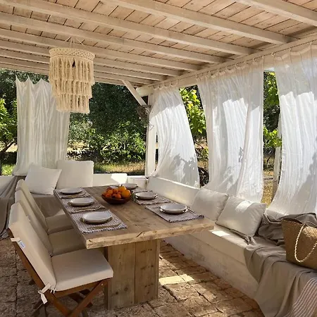 Casa Terra - Trullo Con Piscina Villa
